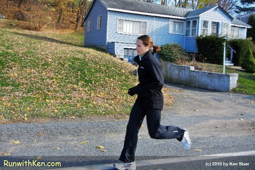 Runners at the 2010 AGN Turkey Tune-Up in Ipswich, MA. (see more race photos at runwithKen.com)