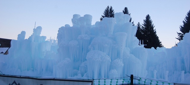 [icecastle132.jpg]