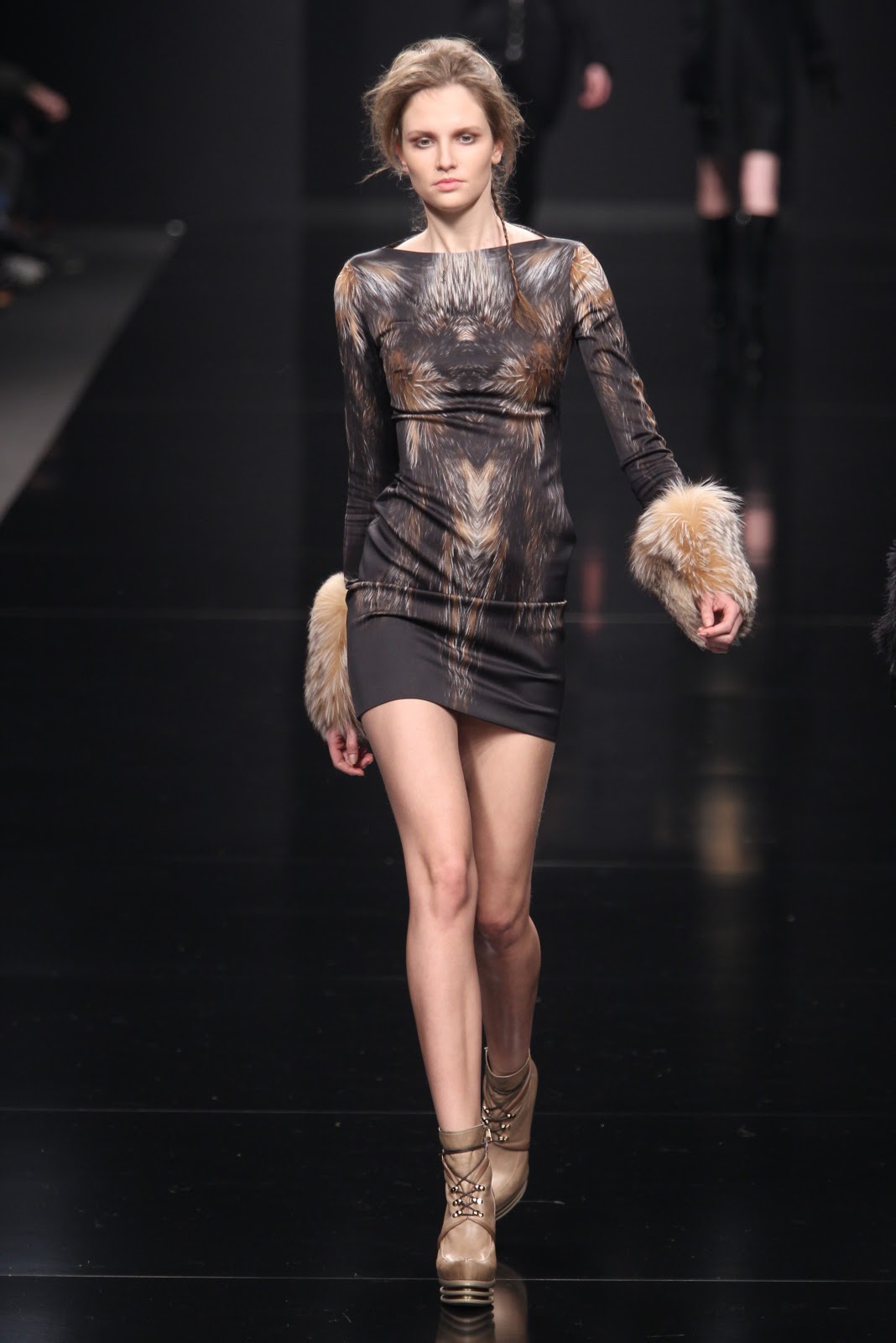 [Byblos - stampa fur marrone[3].jpg]