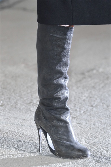 [Maison-Martin-Margiela---stivali3.jpg]