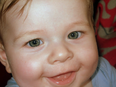 http://lh5.ggpht.com/_2lKs6Pb-EjU/TUgRbf3fUUI/AAAAAAAAAOw/yS8a0twxEVM/s400/DSCF0057%20%282%29.JPG