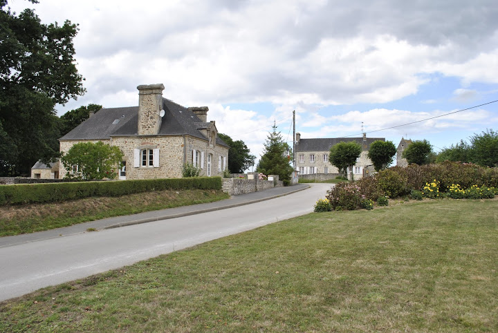 Saint Cyr Bocage dans Canton de Montebourg 