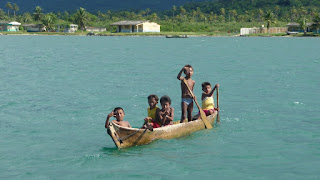Kinder in Mulatupu.