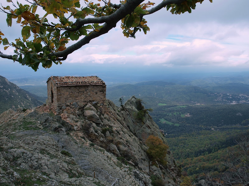Foto de    St Miquel dels Barretons