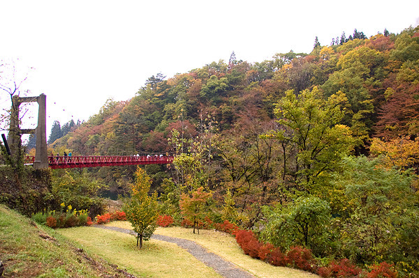 神の岩橋是秋田縣最古老的吊橋,建於1926年。