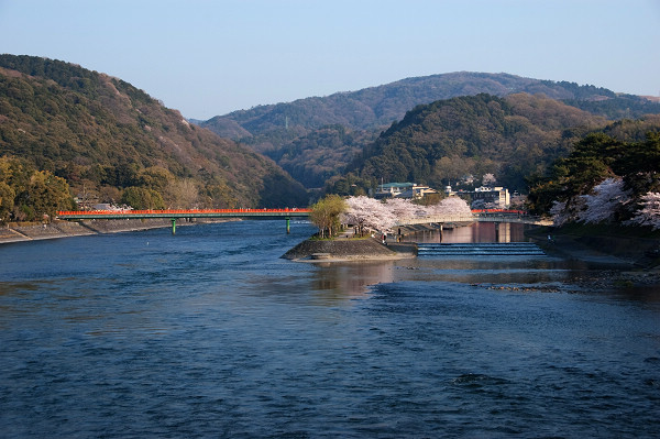 從宇治橋向中之島方向