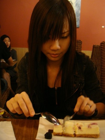 [20746_106417419370586_100000069847565_160745_1523637_n[3].jpg]