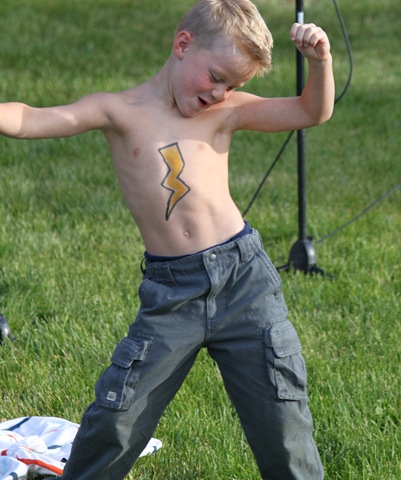 [Dane dance 7-3-2010 6-36-45 PM 2781x3325[3].jpg]