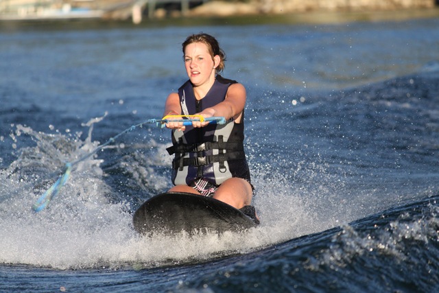 [Ellie kneeboarding am2 9-7-2010 7-38-53 AM[3].jpg]