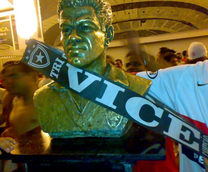 To this day Botafogo fans adore there hero