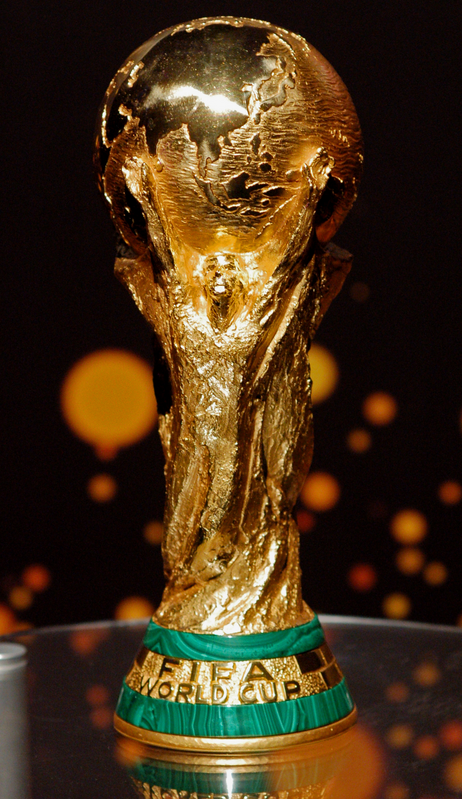 [world-cup-trophy-2_6[4].png]