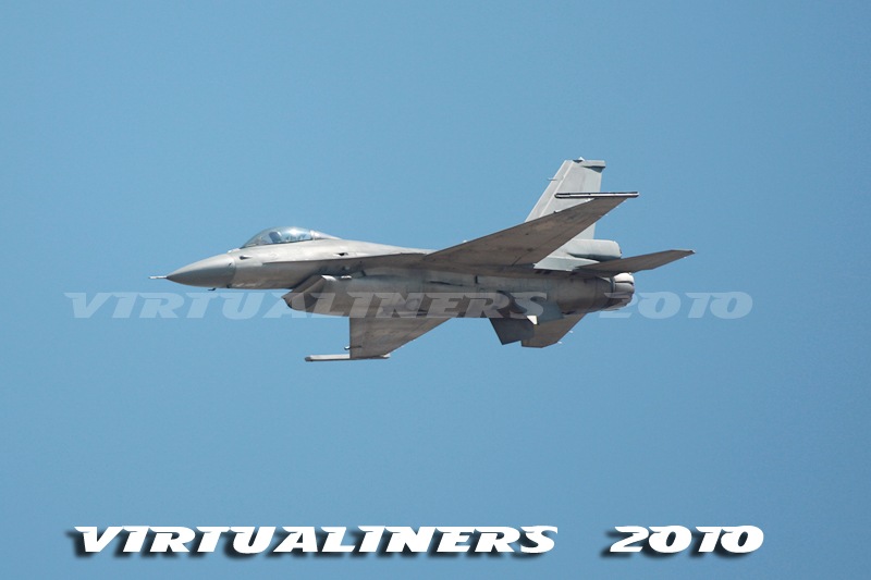 [Pre-FIDAE-2010_0003-004[2].jpg]