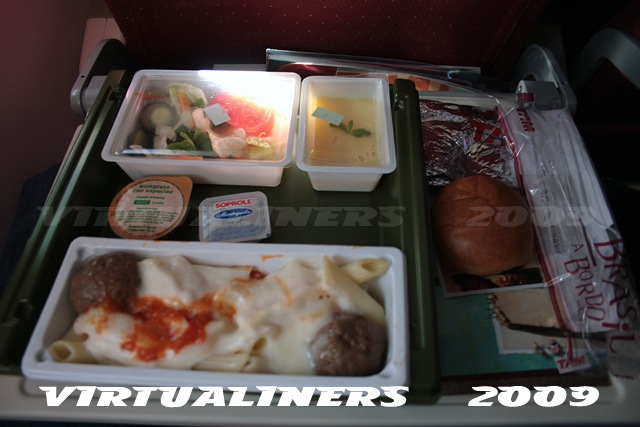 [Vuelo_SCEL-HAM_0057[2].jpg]