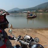 unsere erste Fährfahrt in Laos