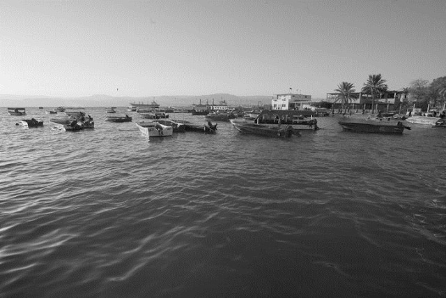 [Boats in Aqaba Jordan-2[4].jpg]
