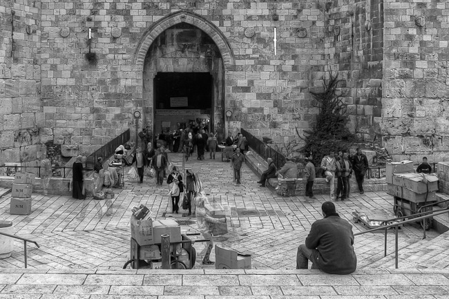 [Damascus-Gate---Ghosts4.jpg]