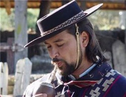 gaucho-chimarreando