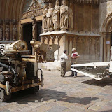 L'equip del CITAM entra a la Catedral. Geotècnic1.jpg