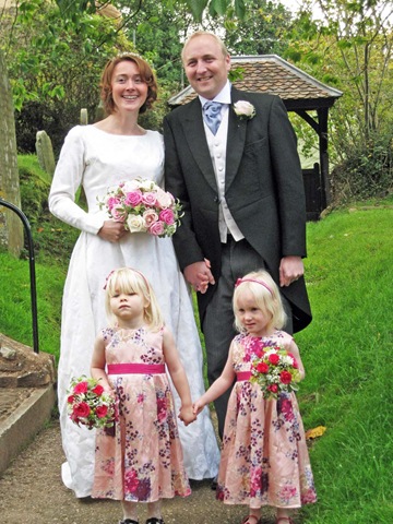 [Wedding couple1 small[2].jpg]