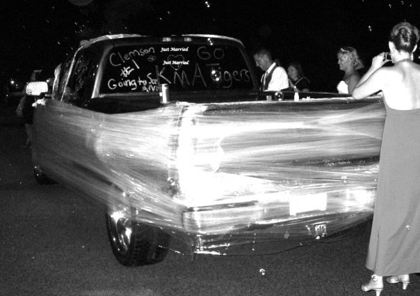 [Wedding..Decorate Justin's truck![2].jpg]