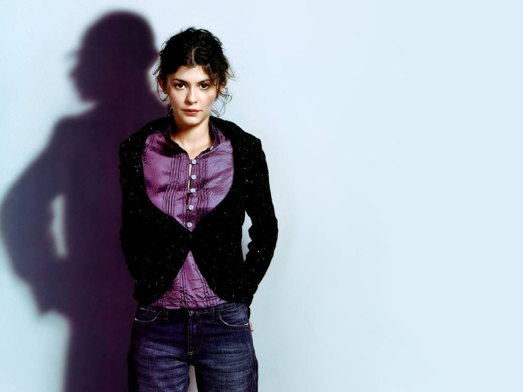 [Audrey Tautou 30 1024x768 Hollywood Celebrity Pictures[2].jpg]