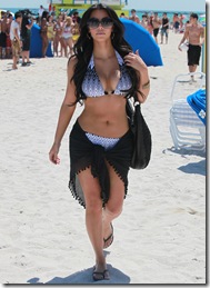 Kim Kardashian in Bikini at the Beach in Miami 7