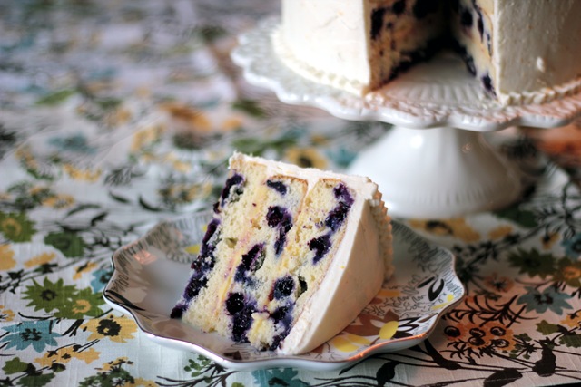 [LemonBlueberryCakeandLemonCurd2172.jpg]