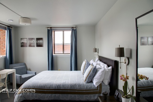 [ale-house-interior-5[5].jpg]