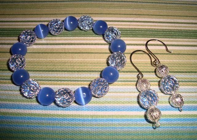 [bracelets blue silver[4].jpg]