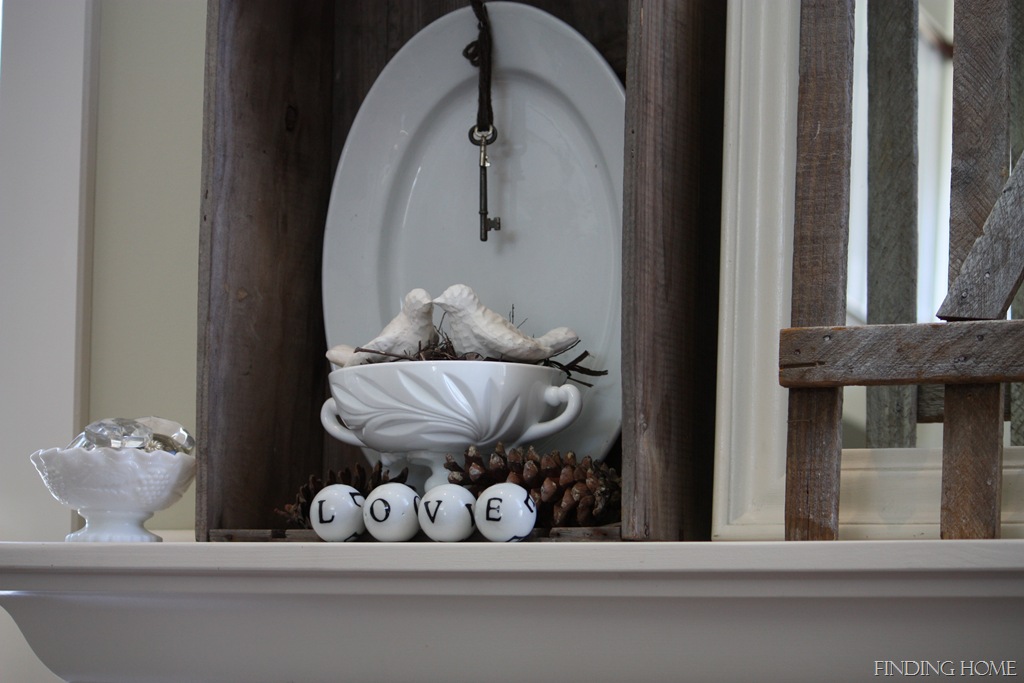 [Valentine Mantel and auction photos 074[6].jpg]