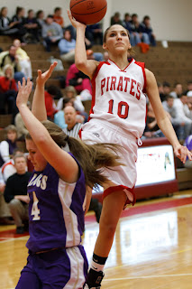 Lydia Guagenti shoots against Ada