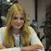 girl11.JPG
