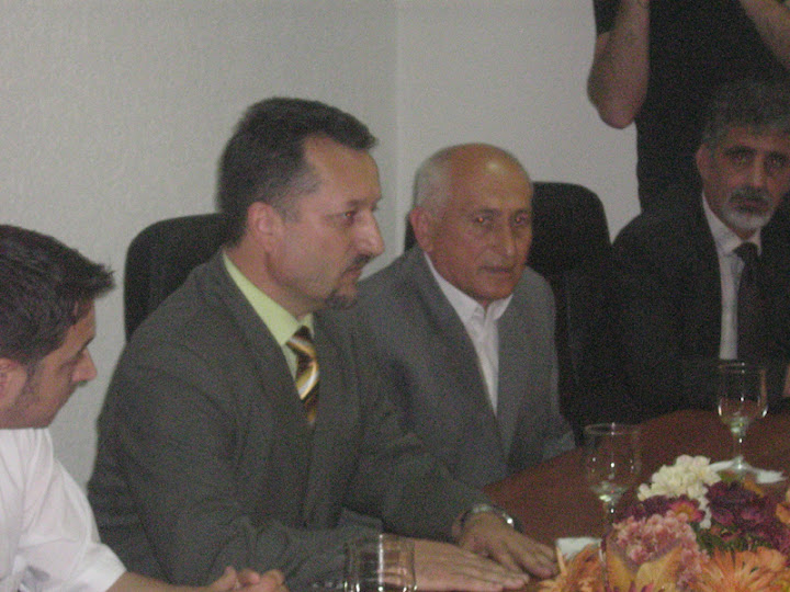 http://lh5.ggpht.com/_47CQKRsak3k/SiOf1PU5ODI/AAAAAAAAAG0/G2YkgG3V1Nw/s720/Picture%20021.jpg