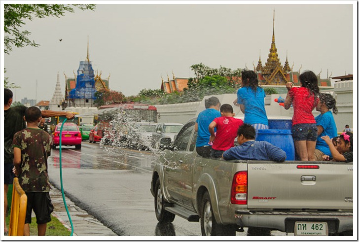 2011_04_13 D118 BKK Songkran D1 027