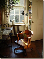 Writer's nook by omoo