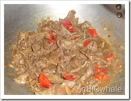 stir fry beef until cooked add red bellpepper