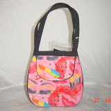 Lipstick Eyelashes Purse 7" x 7" # 129