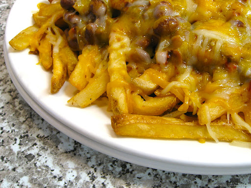 Chili cheese fries