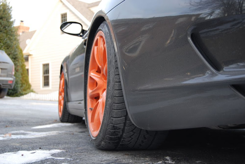 http://lh5.ggpht.com/4She9c2muVY/TRn6yBUTaHI/AAAAAAAA-o/uOaAKYESCHA/s800/Snow_Tires.jpg