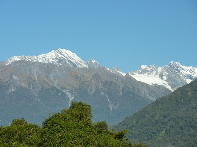 [P10200922.jpg]