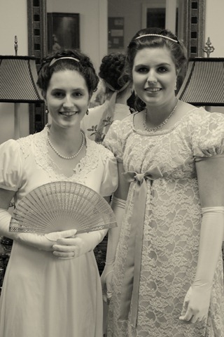 [March Historical Ball 2011 085-1[4].jpg]