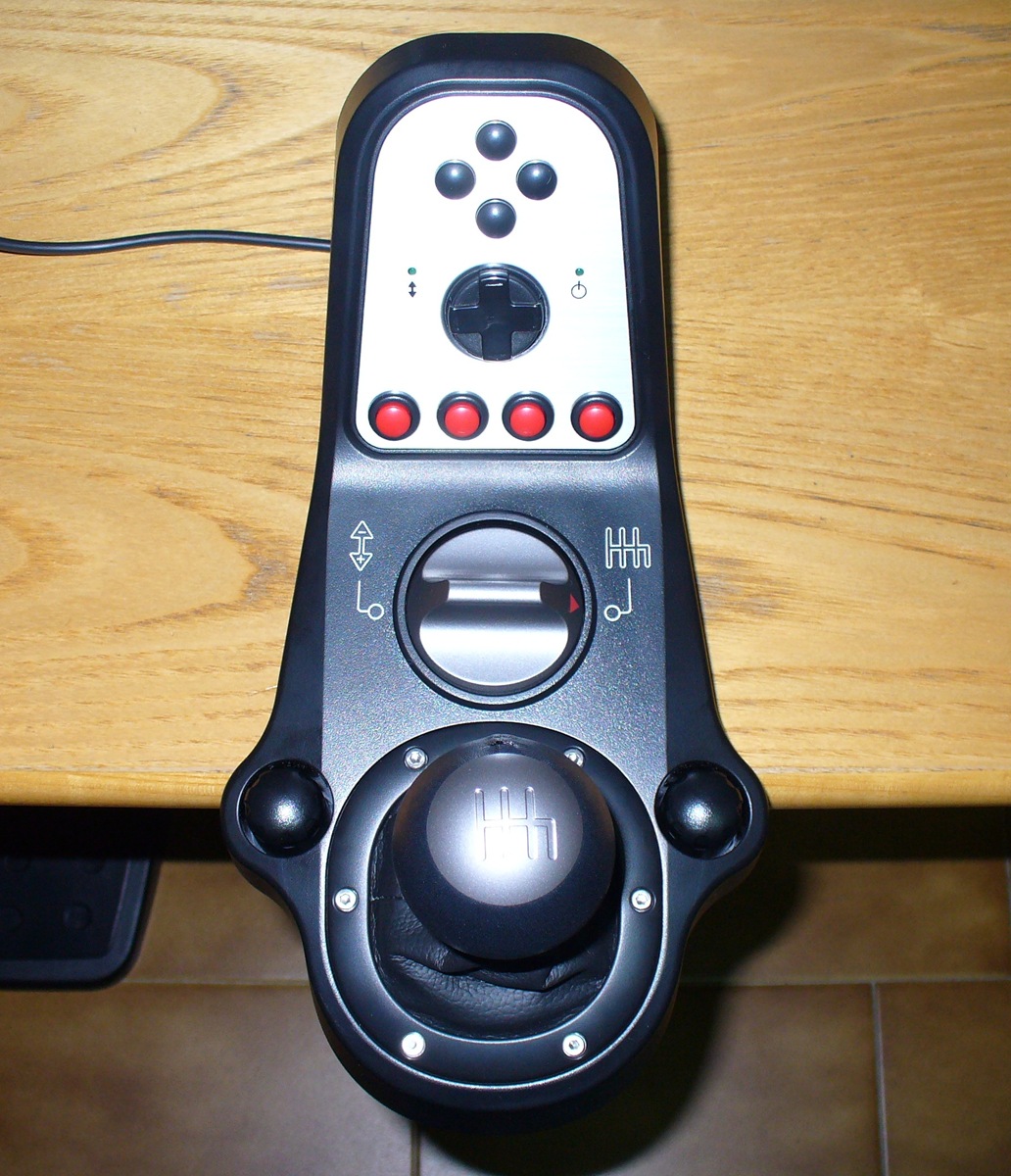 [Logitech G25 cambio[8].jpg]