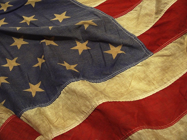 [Old American Flag(1)[7].jpg]