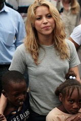 Shakira Visita Haiti