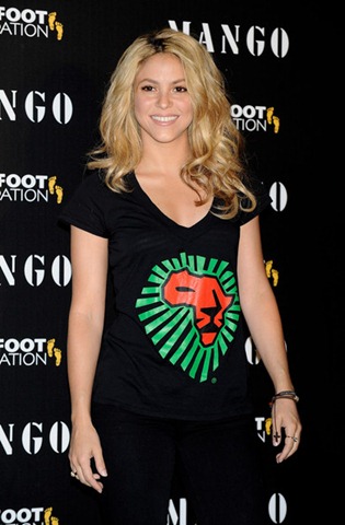 [Shakira+Mango+Unicef+Present+Charity+T+Shirts+1d8RyIsF4LRl[2].jpg]