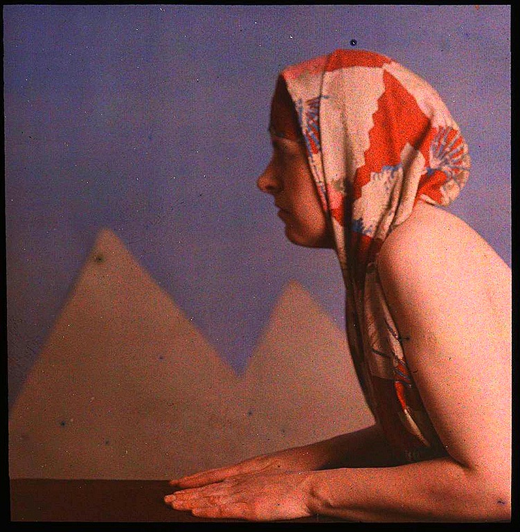 [Woman posed as sphinx by W. Simon, 1910[5].jpg]