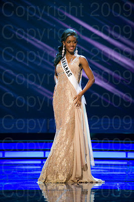 bahamas1 Miss Universo 2009: Inspirações para vestidos de madrinha e noiva