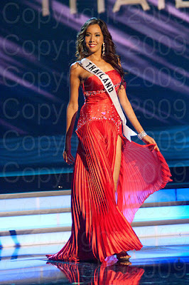 tailandia1 Miss Universo 2009: Inspirações para vestidos de madrinha e noiva