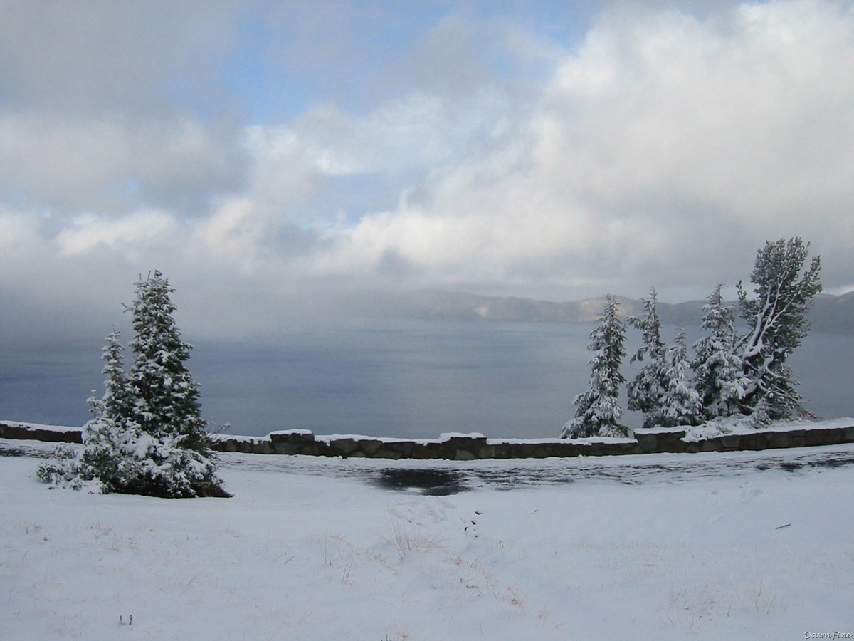 [Crater Lake 1.5[2].jpg]