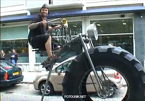 Monster Bike :
Sepeda paling Brutal di Dunia| Foto & Video Monster Bike : Sepeda paling Brutal di Dunia| Foto & Video